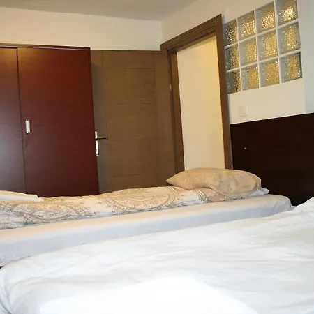 Apartament Marmara *